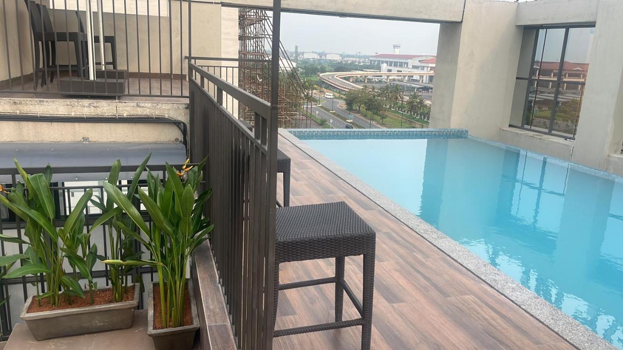 Presidency Airport Hotel Kochi Екстер'єр фото