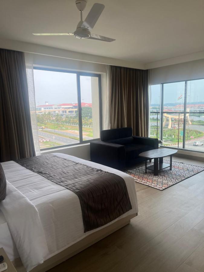 Presidency Airport Hotel Kochi Екстер'єр фото