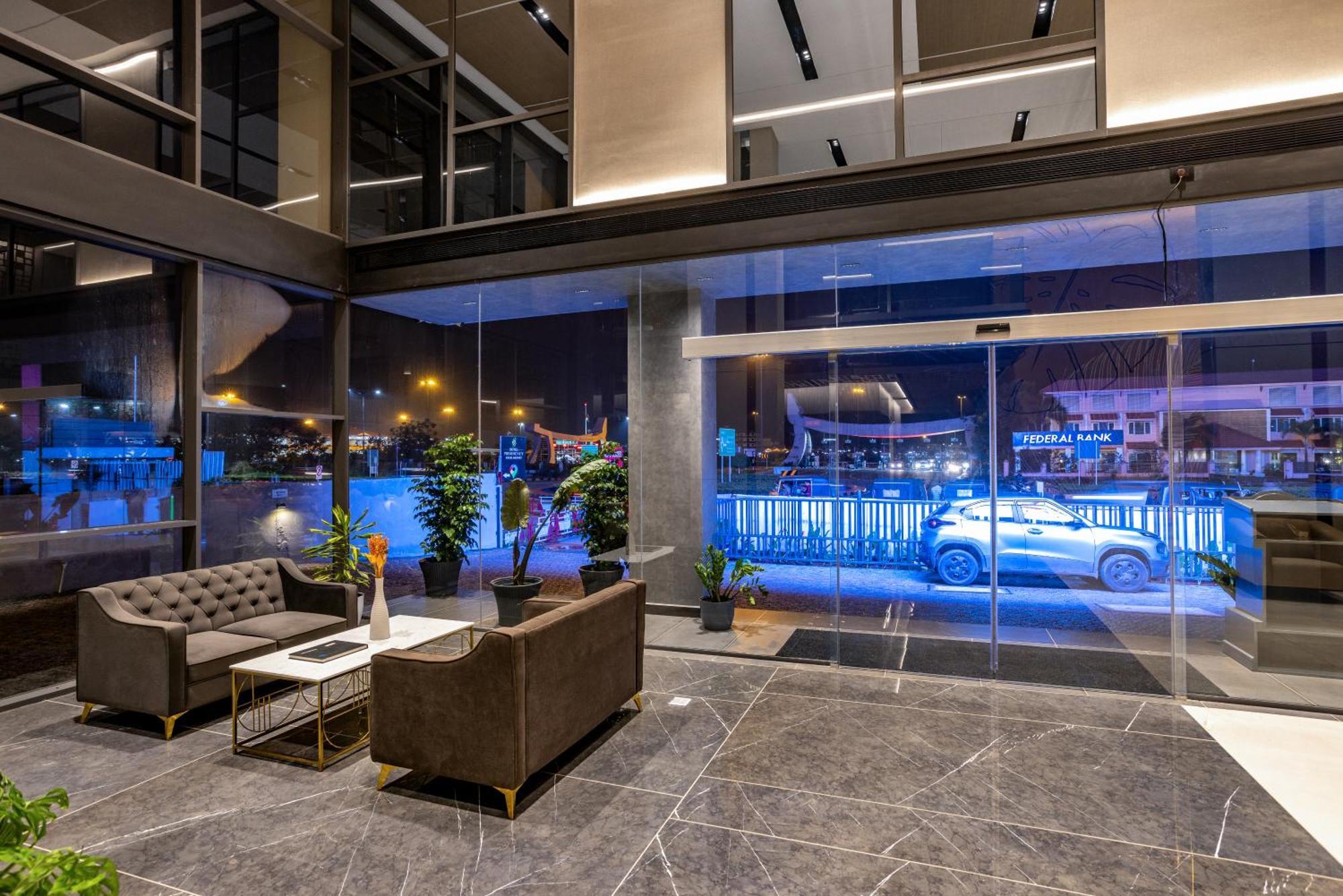 Presidency Airport Hotel Kochi Екстер'єр фото